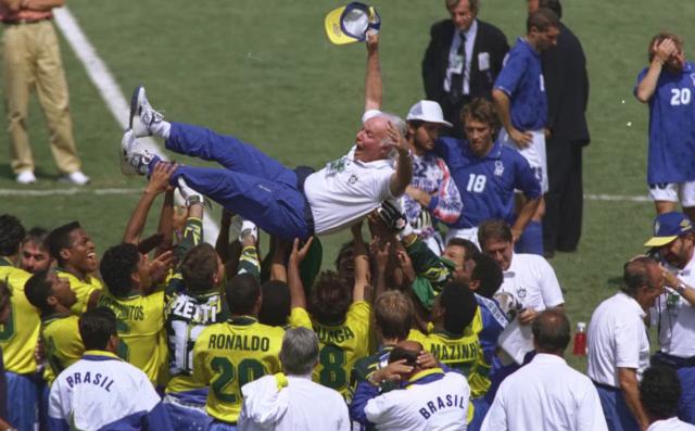 zhiboba-扎加洛与桑塔纳在巴西队境遇不同 帮佩雷拉夺冠