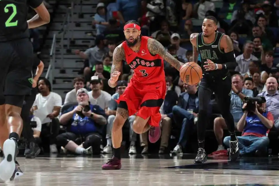 体育-爆发冲突!猛龙爆冷负鹈鹕吞连败 墨菲28+7+5三分穆雷27+6