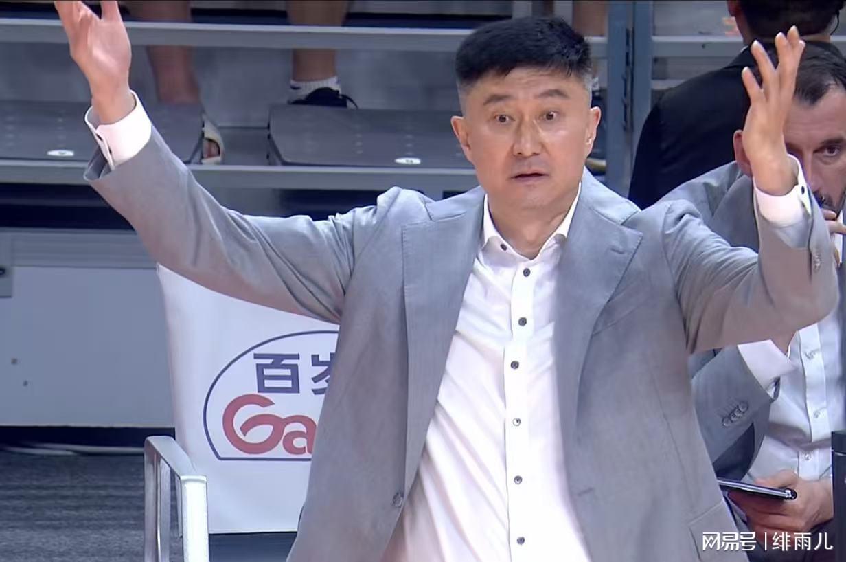 直播吧-没有任何奖项!CBA强力锋线惨遭打压,或被广东队重金截胡?